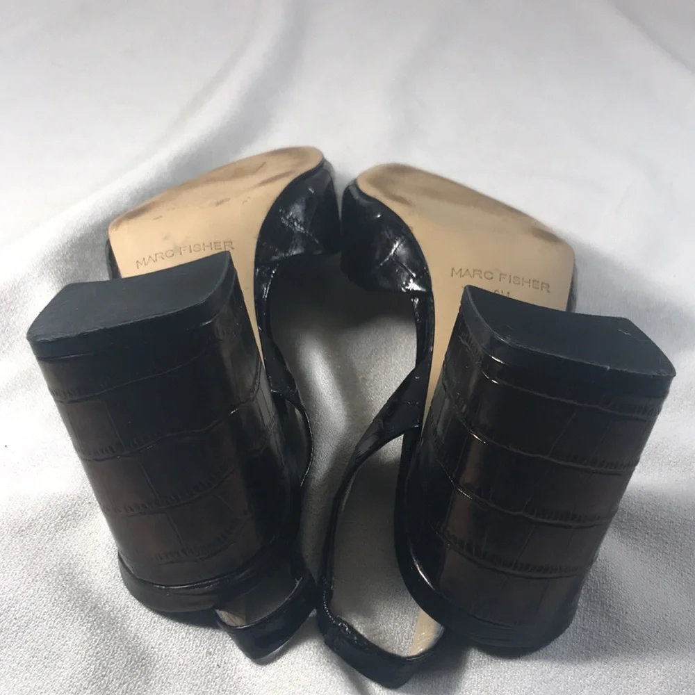 Marc Fisher comfort size inch